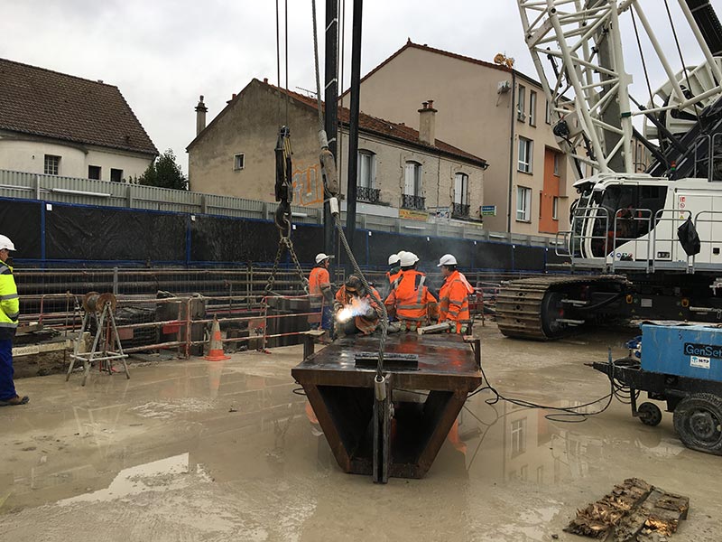 bâches acoustiques (anti-bruit) pour les chantiers des gares et lignes de métro du projet Grand Paris