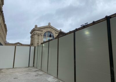 Un mur anti-bruit ZURICH pour le chantier de la gare du Nord à Paris - Acousteam